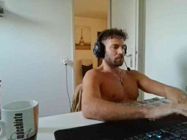 alphah-hunk