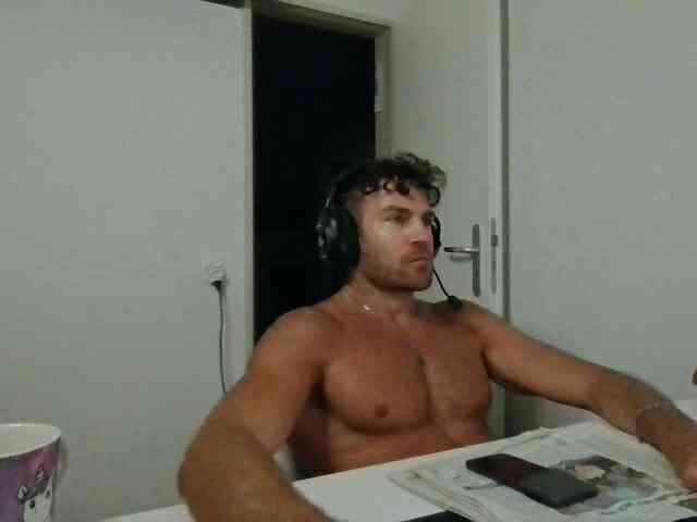 alphah-hunk