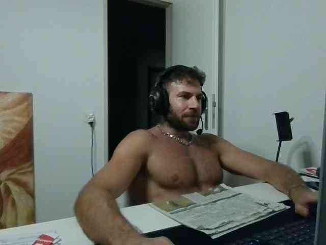 alphah-hunk