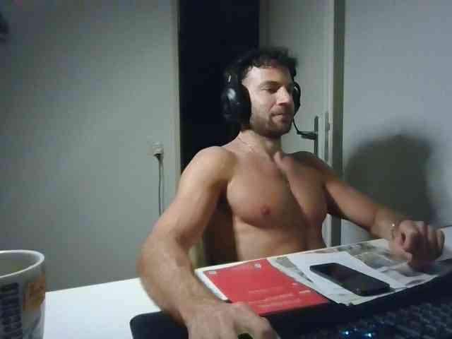 alphah-hunk