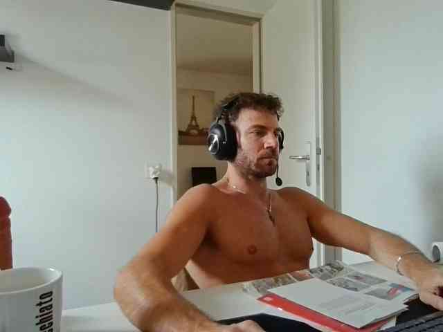 alphah-hunk