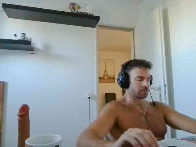 alphah-hunk
