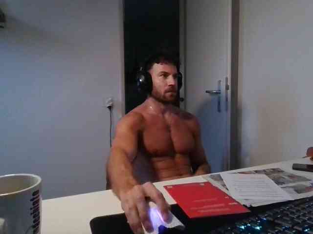 alphah-hunk