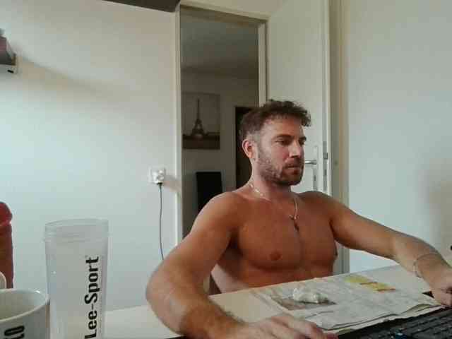 alphah-hunk alphah-hunk