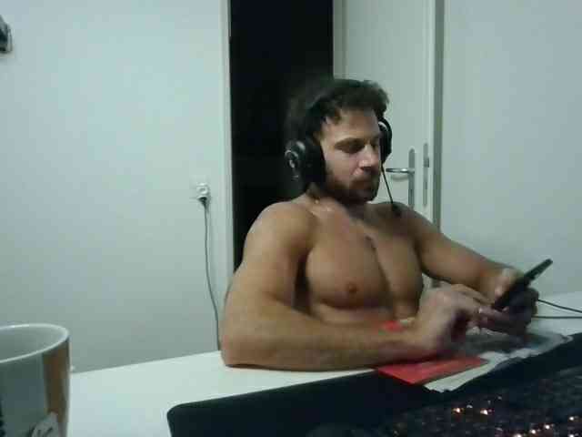 alphah-hunk