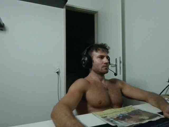 alphah-hunk
