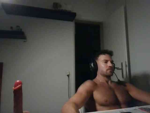 alphah-hunk