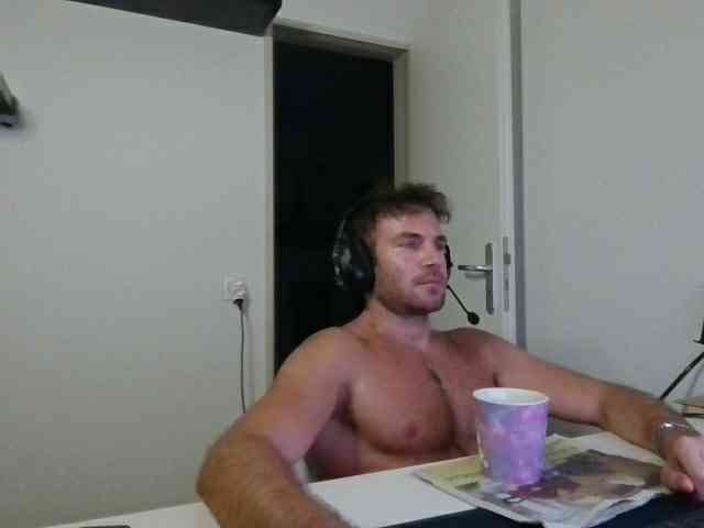 alphah-hunk alphah-hunk