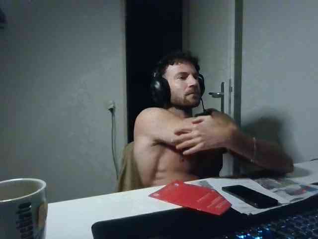 alphah-hunk