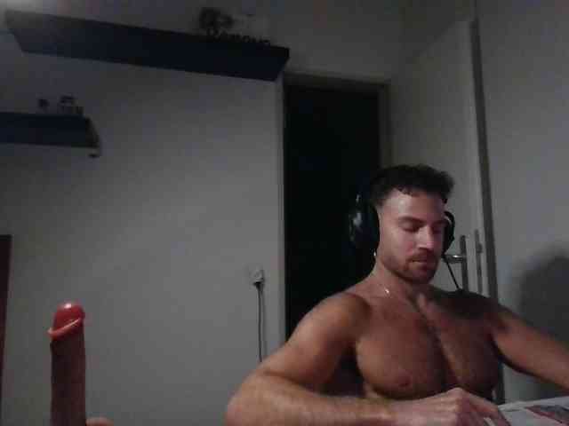 alphah-hunk alphah-hunk