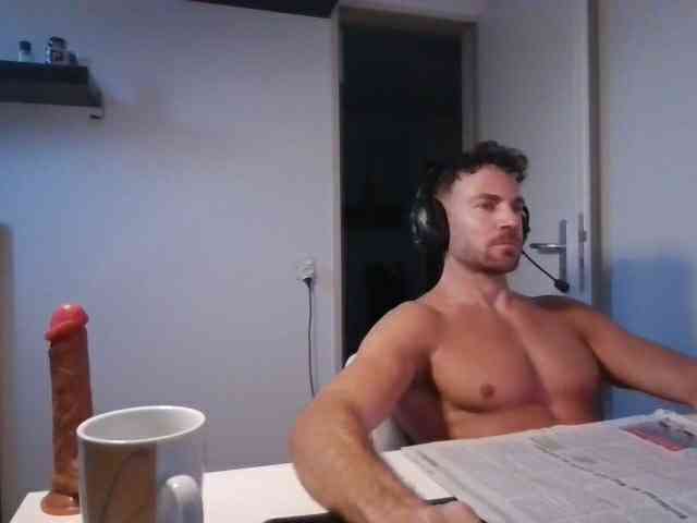 alphah-hunk