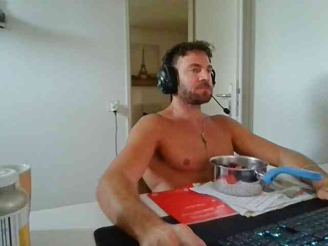 alphah-hunk
