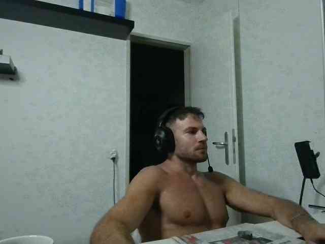alphah-hunk