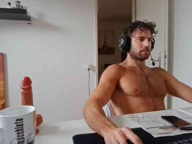 alphah-hunk