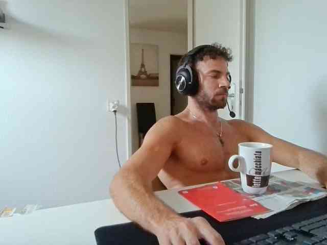 alphah-hunk