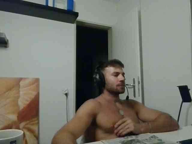alphah-hunk