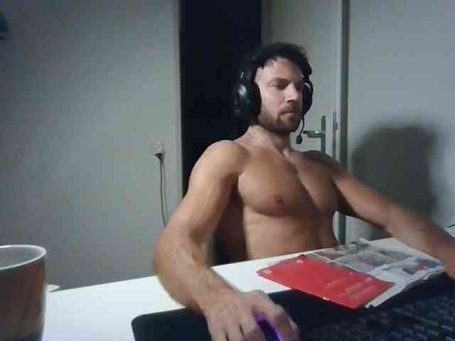 alphah-hunk alphah-hunk