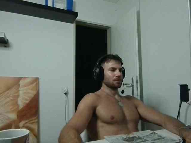 alphah-hunk alphah-hunk