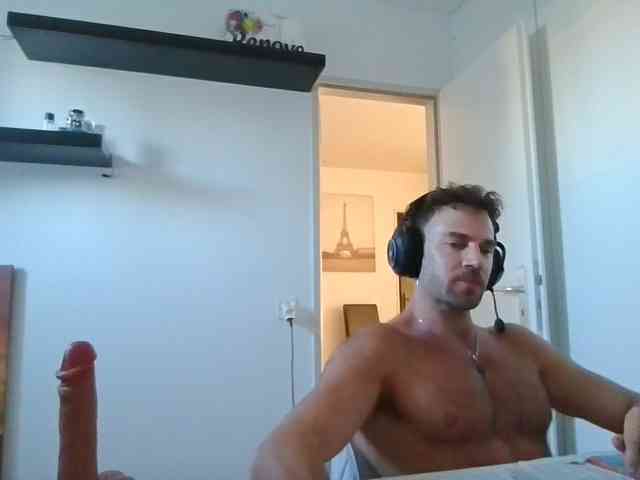 alphah-hunk alphah-hunk