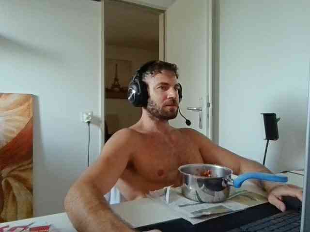 alphah-hunk