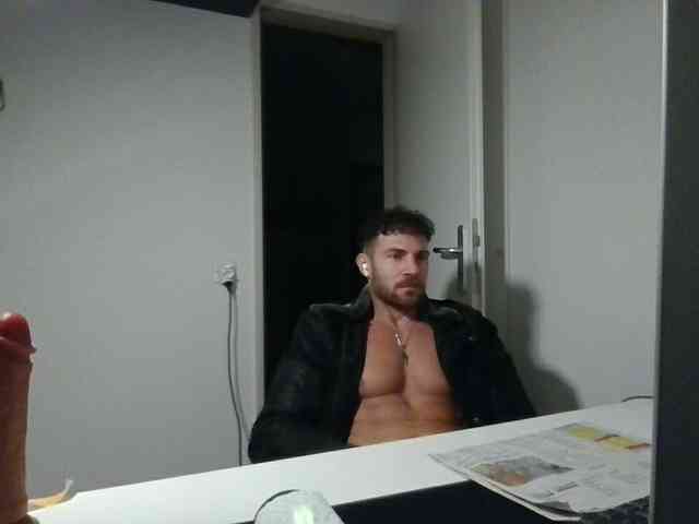 alphah-hunk alphah-hunk