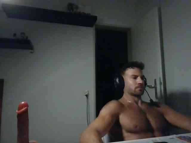 alphah-hunk alphah-hunk