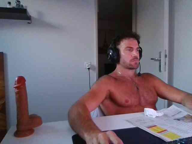 alphah-hunk