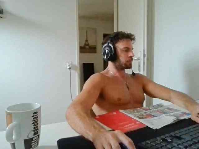 alphah-hunk alphah-hunk