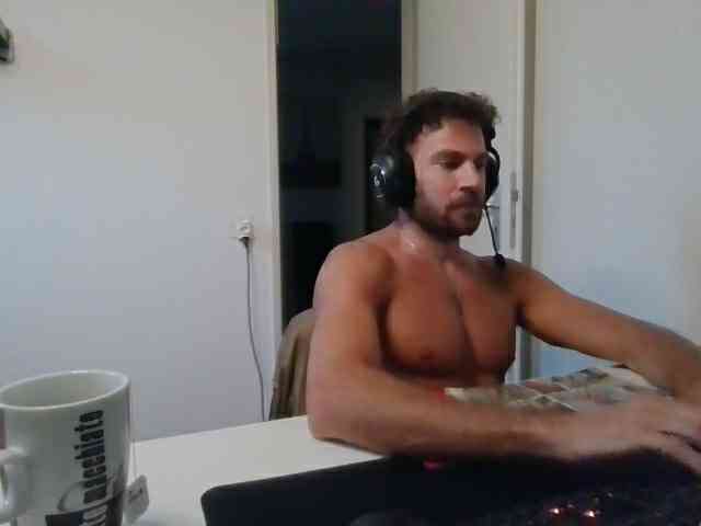 alphah-hunk
