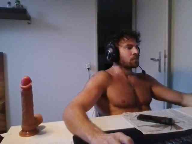 alphah-hunk