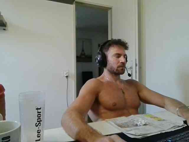 alphah-hunk alphah-hunk