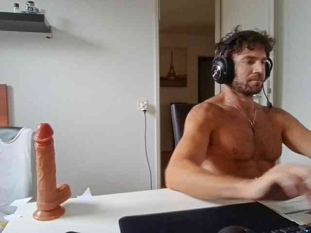 alphah-hunk
