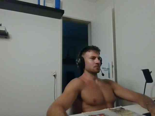 alphah-hunk alphah-hunk
