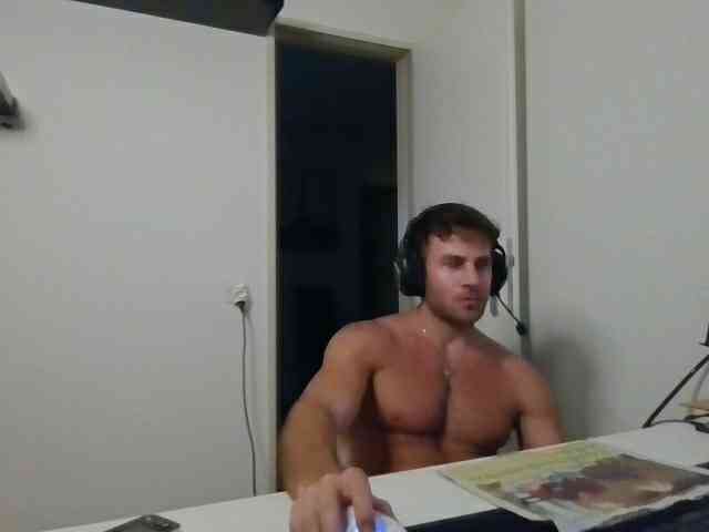 alphah-hunk Live Webcam on BongaCams
