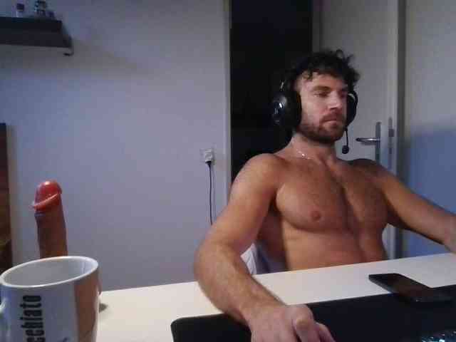alphah-hunk