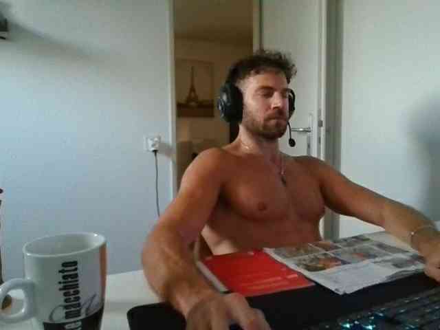 alphah-hunk