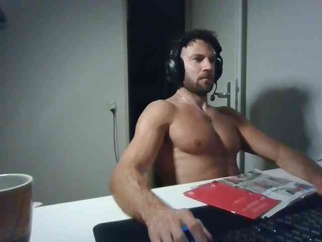 alphah-hunk