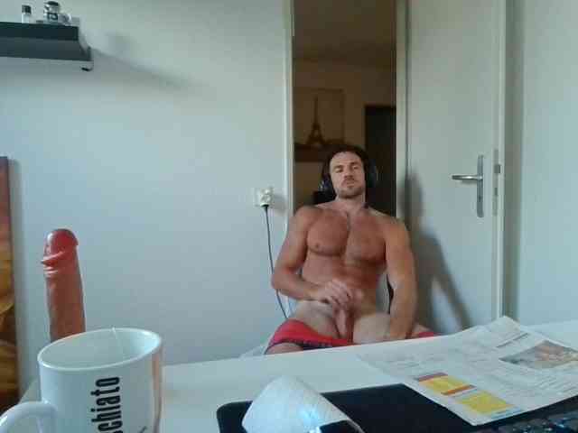 alphah-hunk