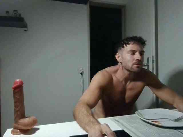 alphah-hunk