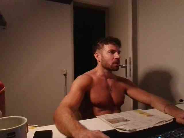 alphah-hunk alphah-hunk