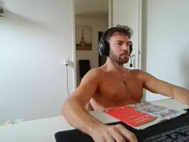 alphah-hunk
