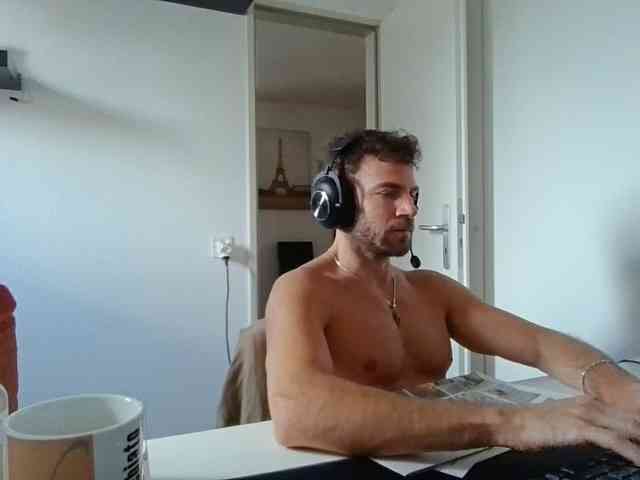 alphah-hunk
