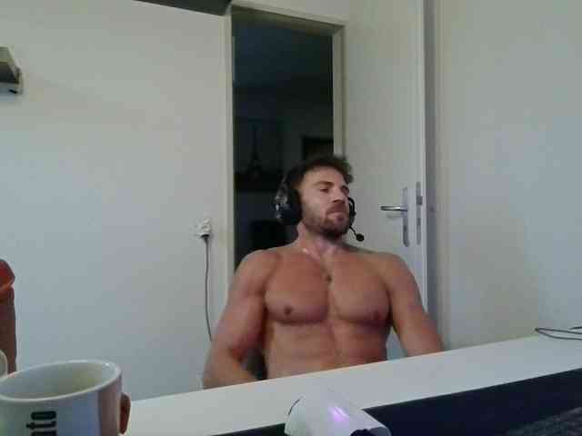 alphah-hunk alphah-hunk