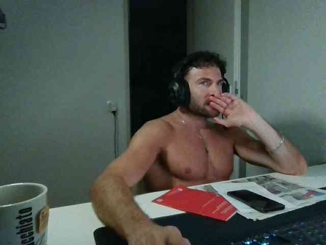 alphah-hunk