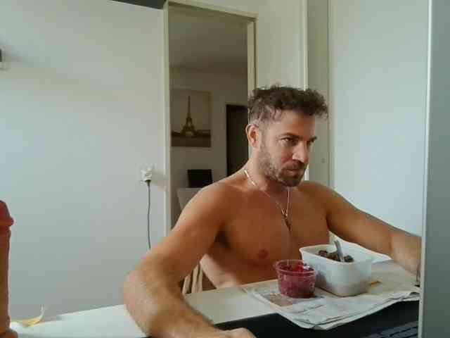 alphah-hunk