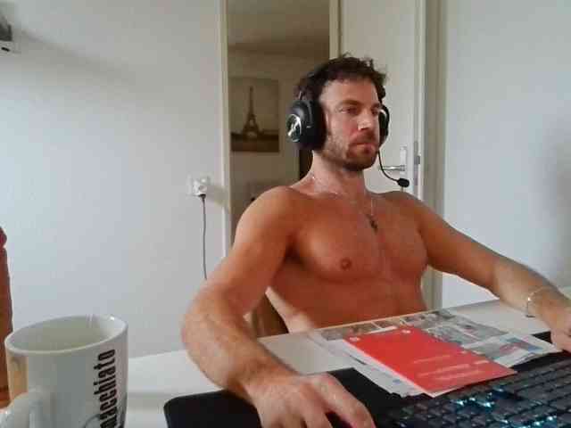 alphah-hunk