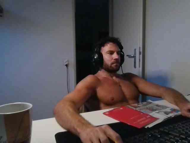 alphah-hunk