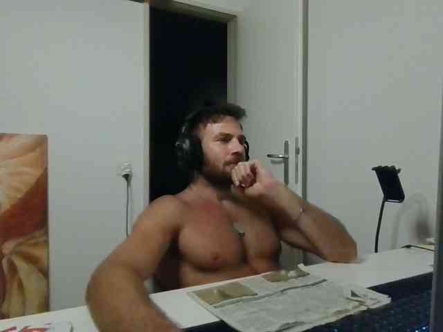 alphah-hunk alphah-hunk