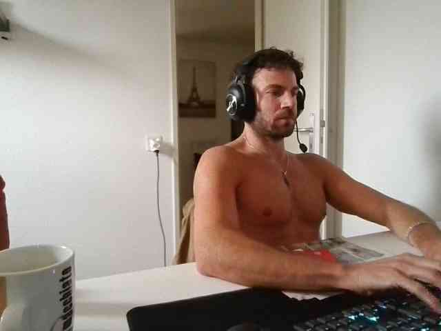alphah-hunk