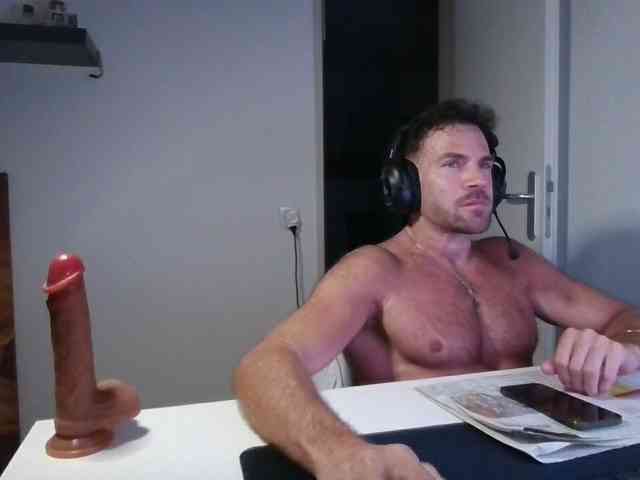 alphah-hunk